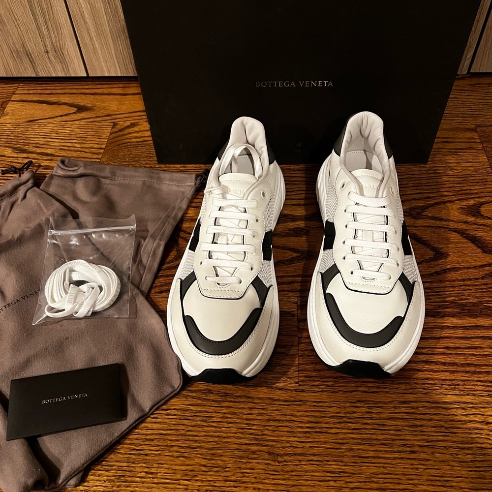 Bottega Veneta Speedster Sneakers - Picture 4 of 12